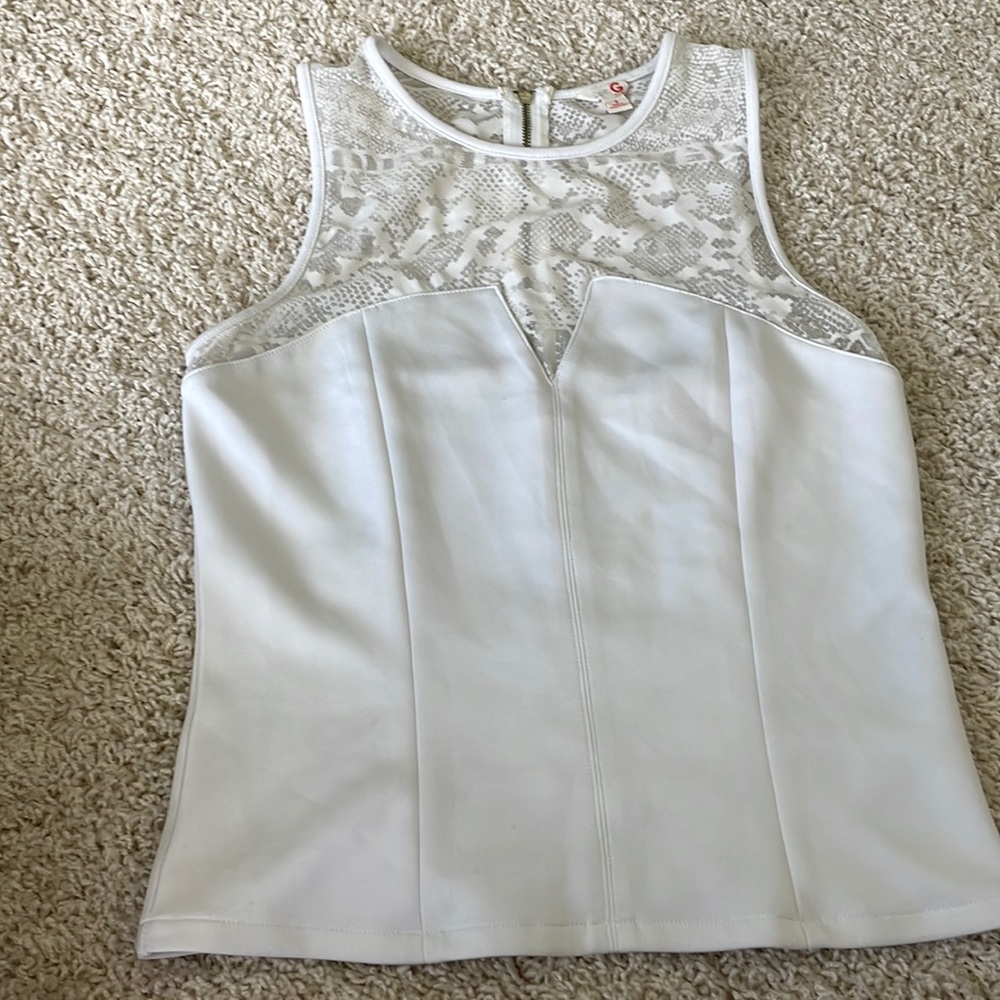 Guess Top